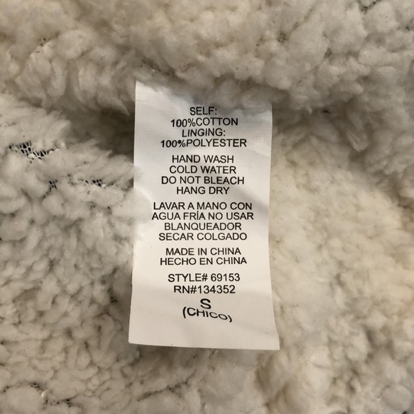 Sherpa Lined Black & White Plaid Jacket - Picture 5 of 6